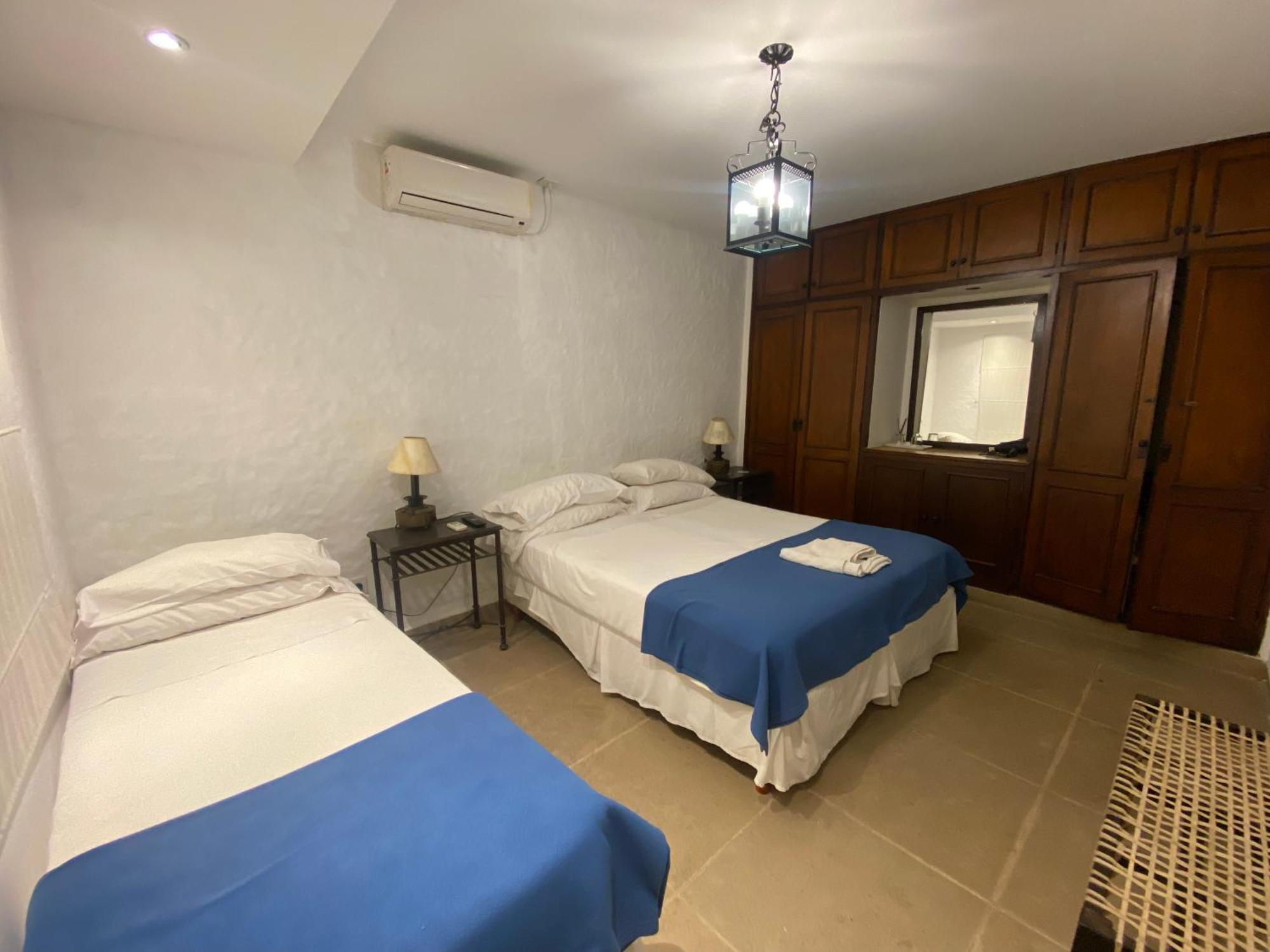 Hotel Las Chirimoyas Salta Bagian luar foto
