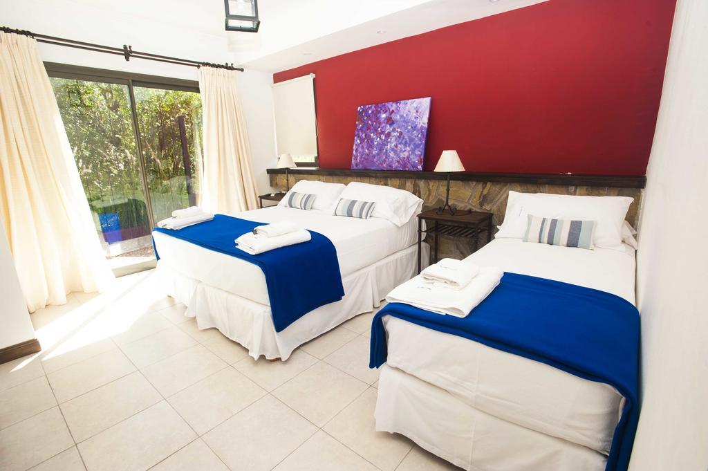 Hotel Las Chirimoyas Salta Bagian luar foto