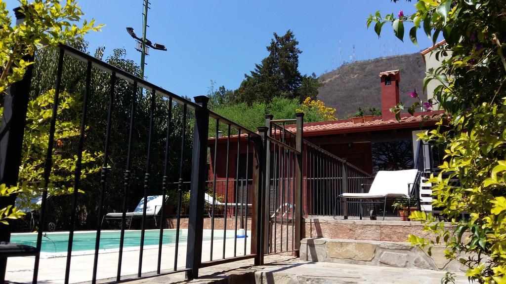 Hotel Las Chirimoyas Salta Bagian luar foto