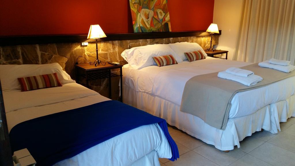 Hotel Las Chirimoyas Salta Bagian luar foto